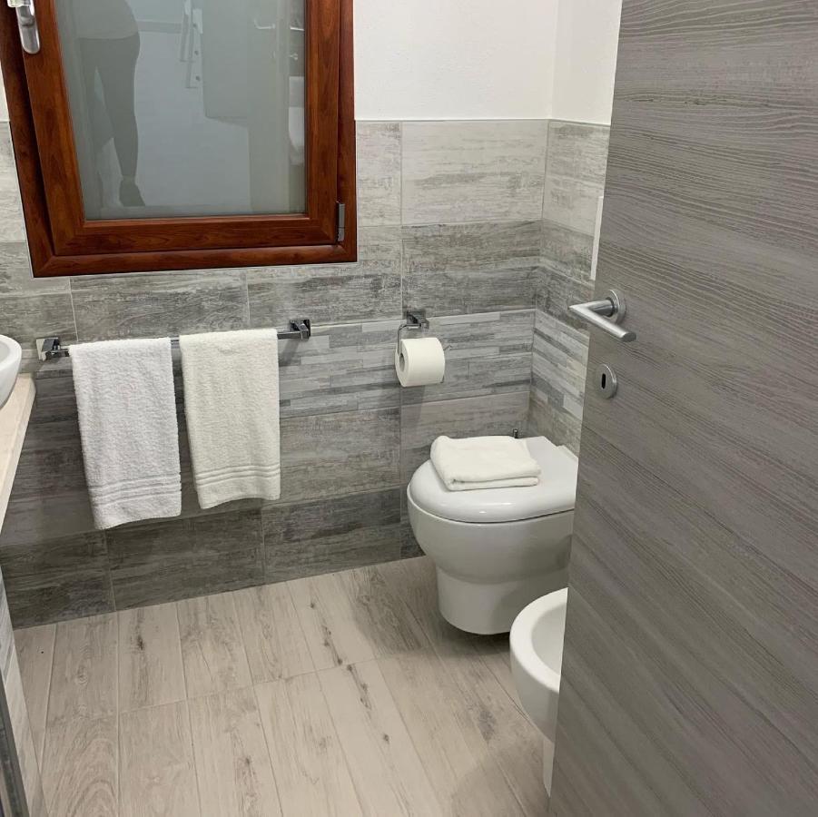 B&B Bentu de Mari Villasimius Bagian luar foto