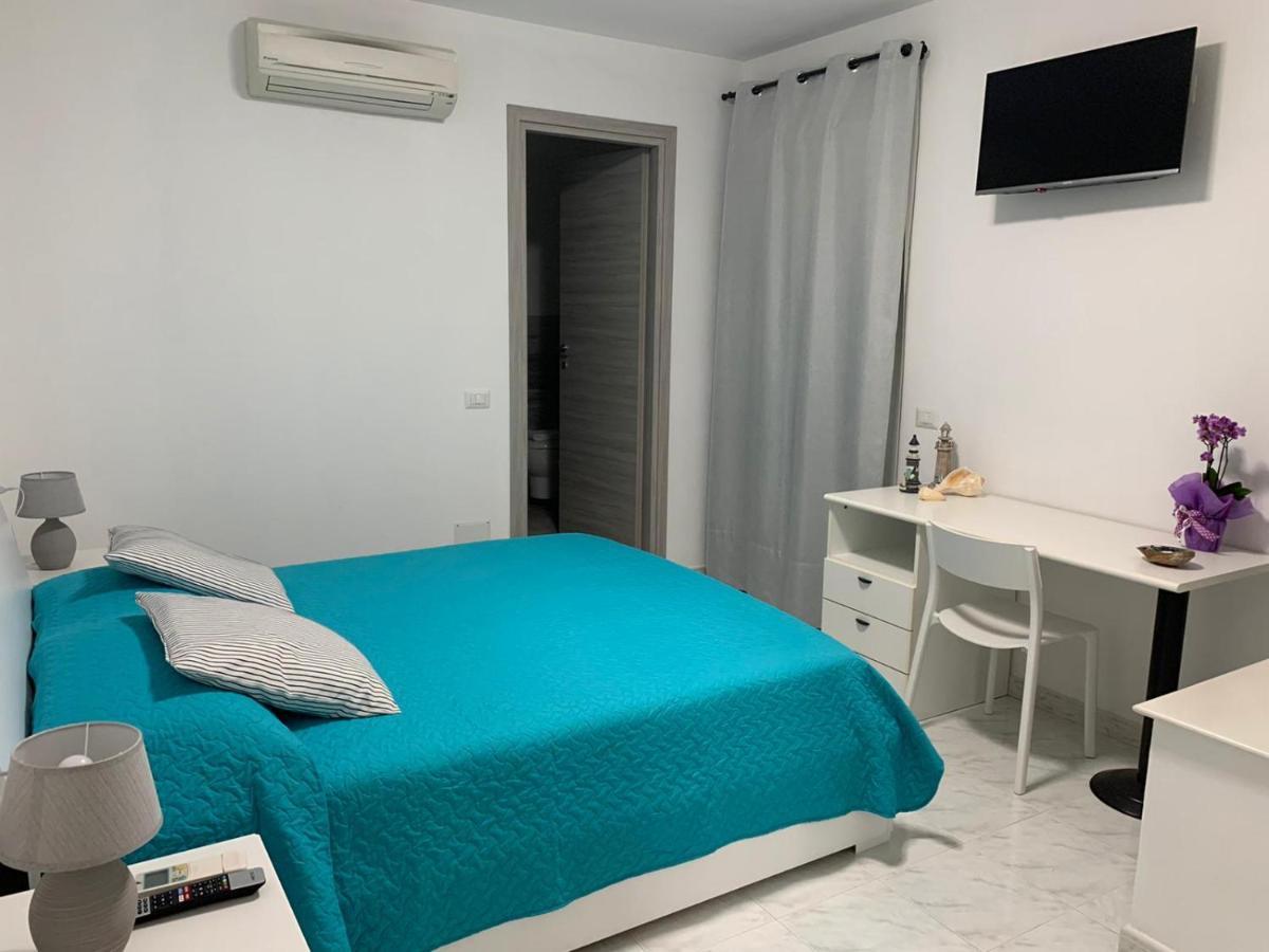 B&B Bentu de Mari Villasimius Bagian luar foto
