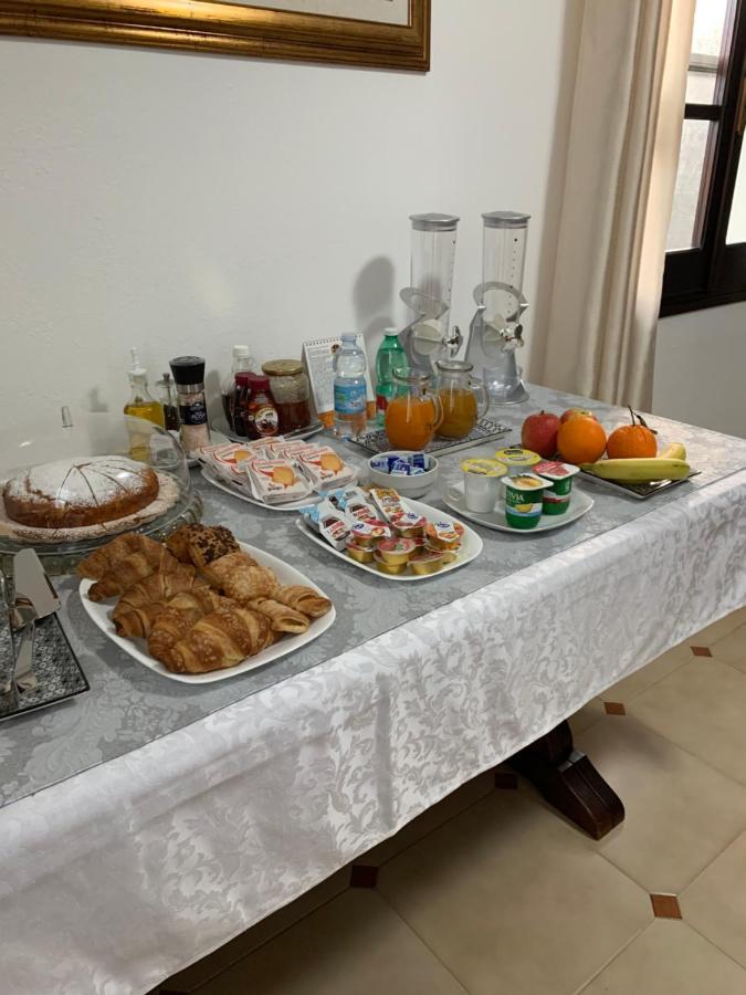 B&B Bentu de Mari Villasimius Bagian luar foto